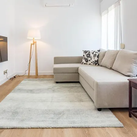 Seaside Paradise With A Private Pool And Walking Distance To The