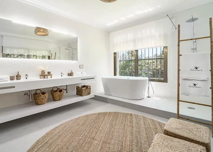 Willa Seaside Paradise With A Private Pool And Walking Distance To The Marbella