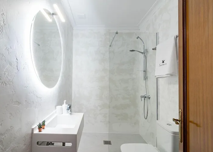 Seaside Paradise With A Private Pool And Walking Distance To The * Марбелья