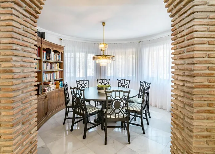 Seaside Paradise With A Private Pool And Walking Distance To The Willa *