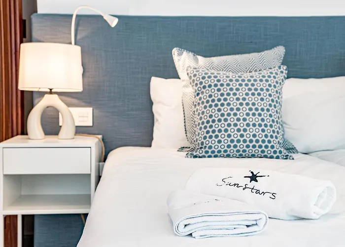 Seaside Paradise With A Private Pool And Walking Distance To The * Марбелья