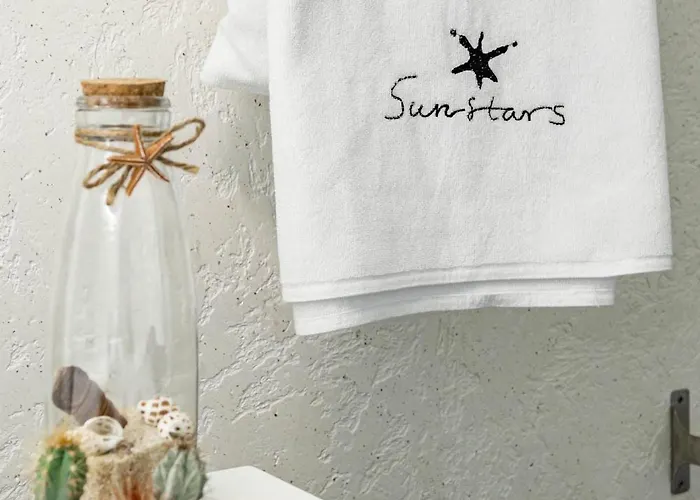 Seaside Paradise With A Private Pool And Walking Distance To The Вілла