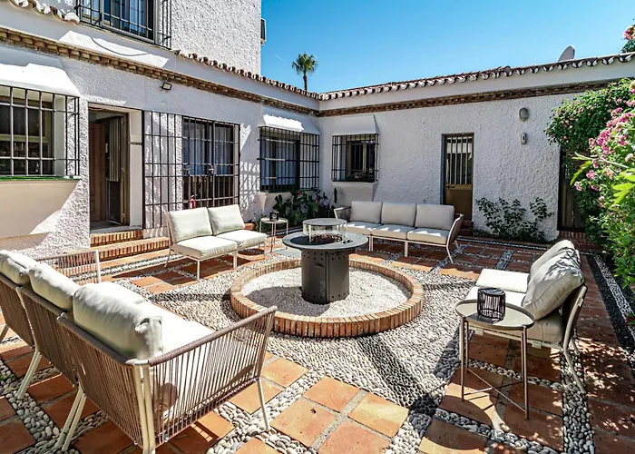 Willa Seaside Paradise With A Private Pool And Walking Distance To The