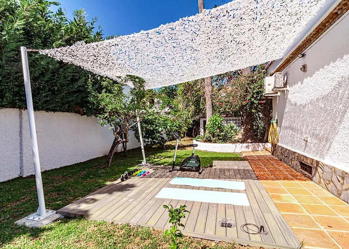 Seaside Paradise With A Private Pool And Walking Distance To The Willa